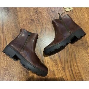 Born Women’s Tricia Handcrafted Leather Ankle Boots – Brown – Size 6M – NWOB